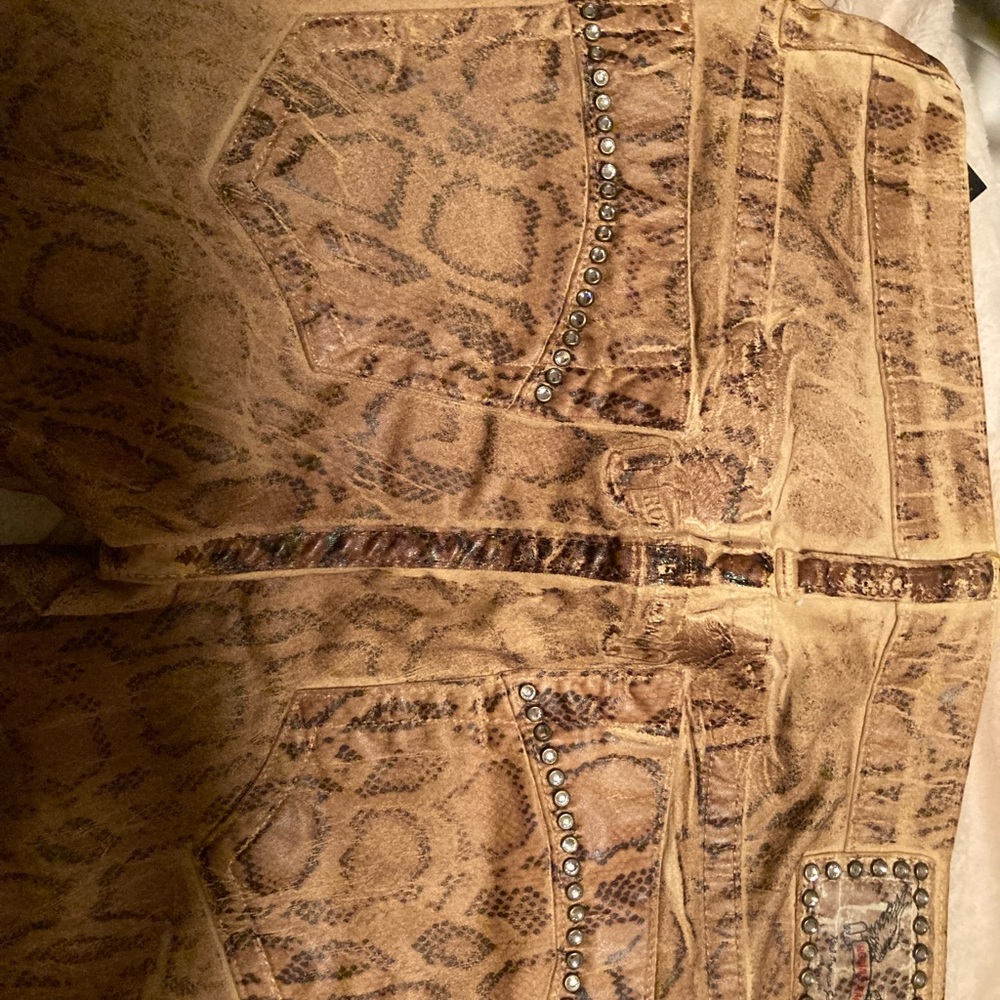 (NWT) Snake skin (leather textured feel) Robins Jeans - Picture 7 of 9